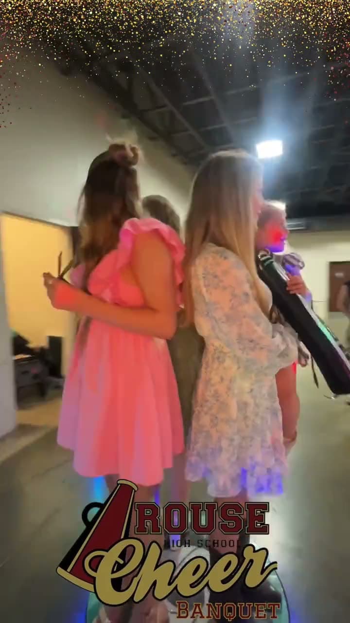 School banquet 360 booth clip